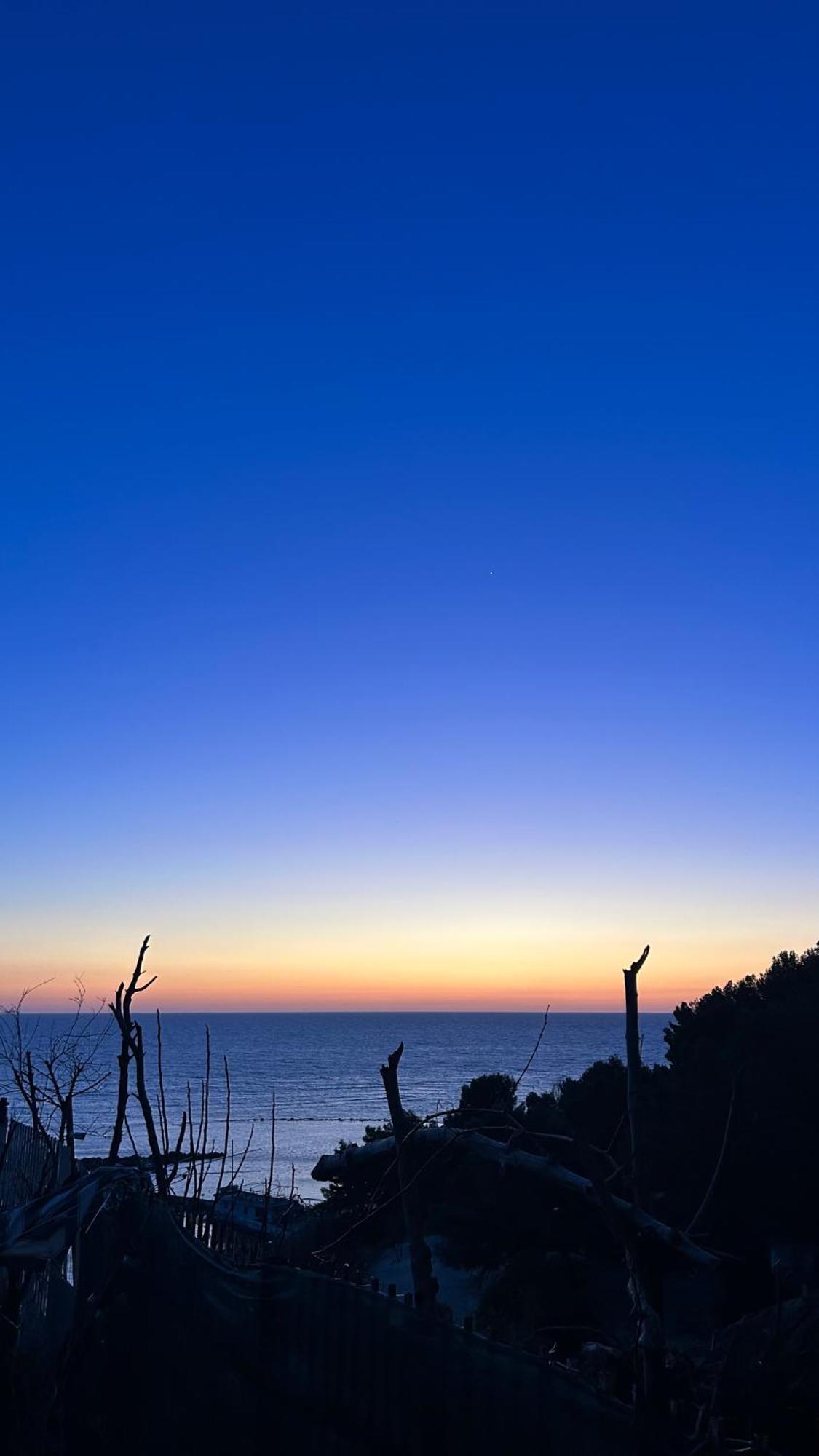 Beachfront Adriatic Sunset Vila Durrës 外观 照片